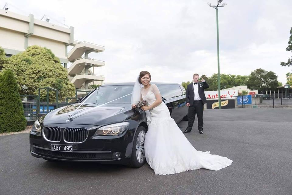 Melbourne-Limo-Hire-BMW-Stretch-Love-Limo