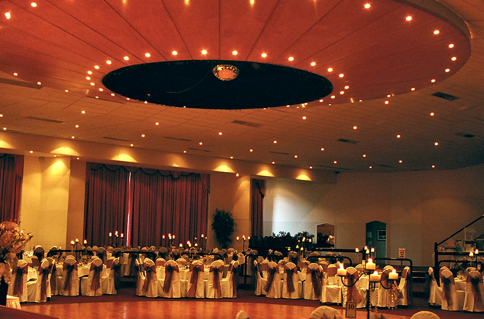melbourne-Preston-wedding-venue-Stars-International-Reception-Centre-Unique-Ballroom-Indoor