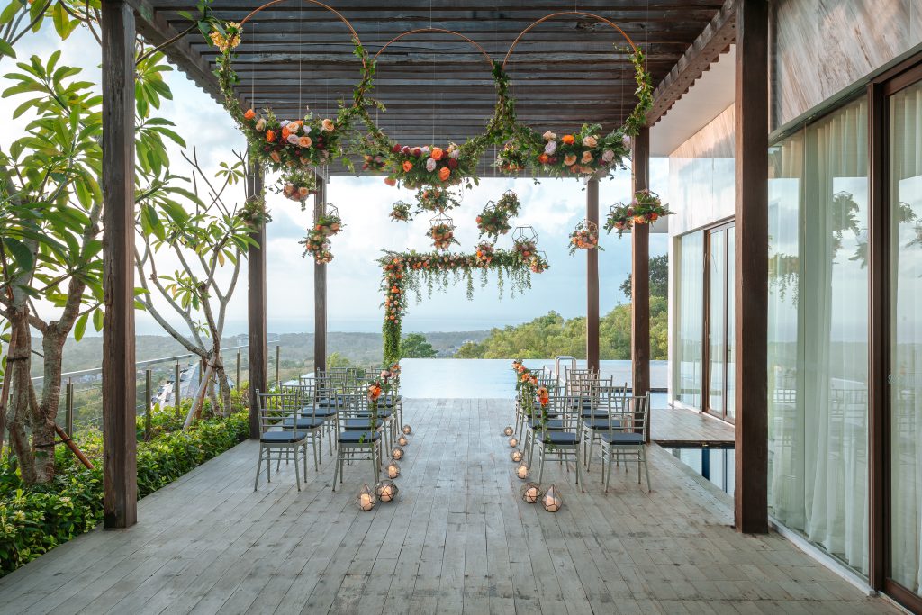 Renaissance Bali Resort Uluwatu Clifftop wedding package