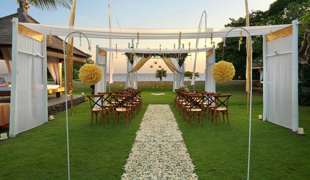 Bali Niksoma Boutique Beach Resort Oeanview Garden Ceremony